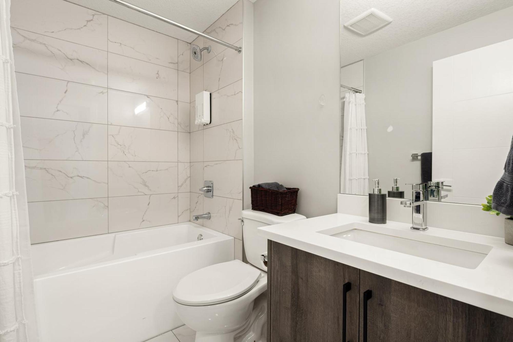 Heart Of Hillhurst 1br